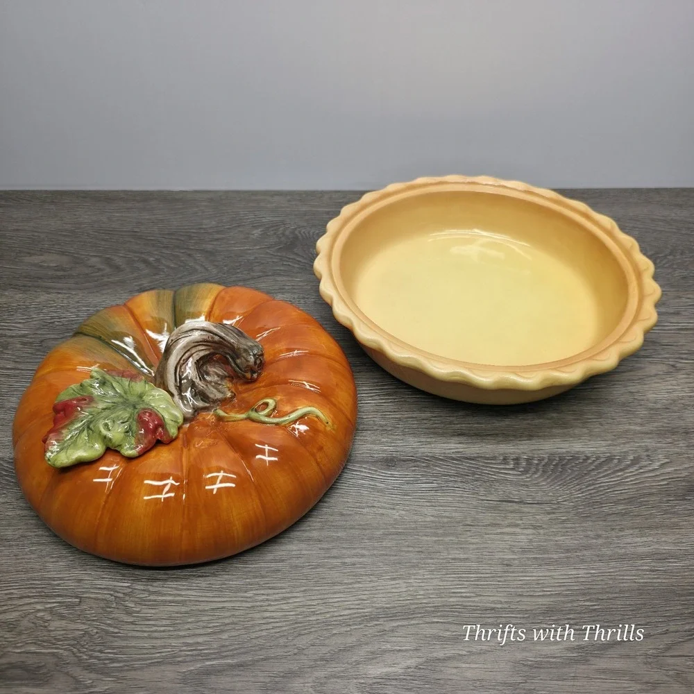 Vintage Cracker Barrel Ceramic Pumpkin Patch Pie Plate And Lid - Fall Is Here!!